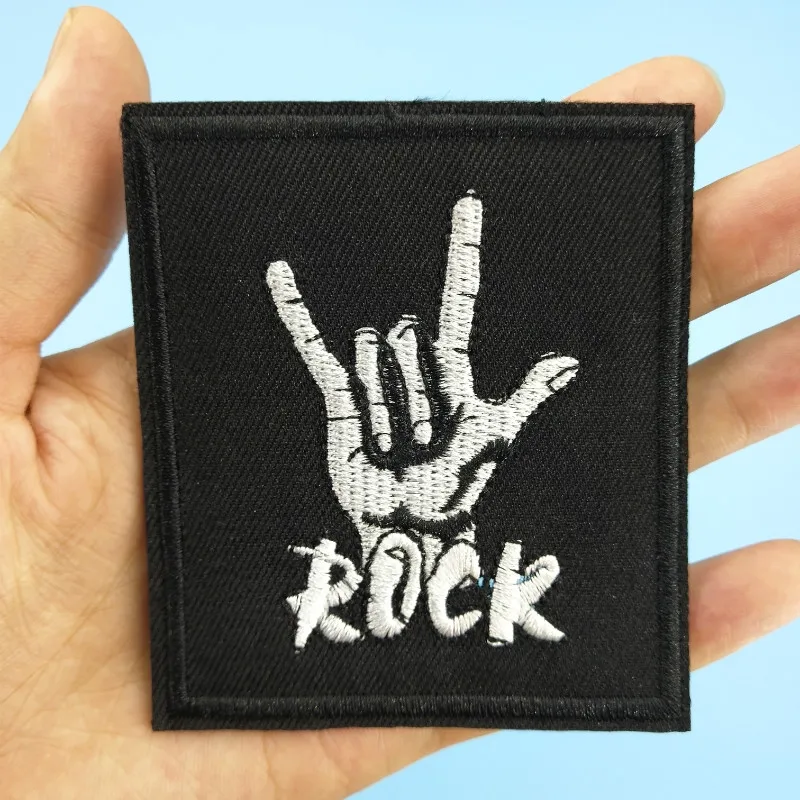 Rock (Suurus:8.9x7.9cm) ma Armastan Sind Žest Heavy Metal Muusika-Punk-Rock Lahe Paik Tikandid Raud Embleemi Riided Rõivad