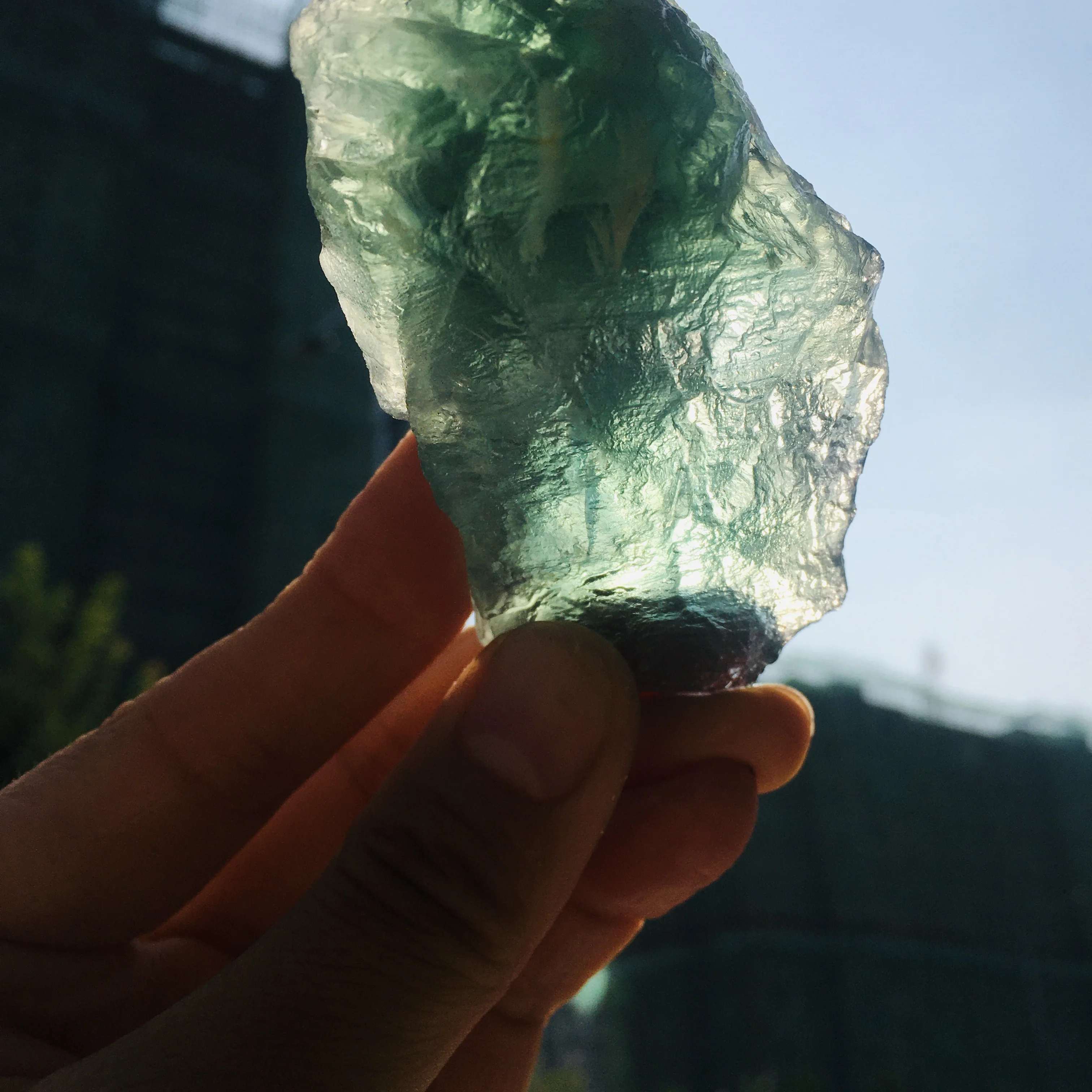 Super ilus Looduslik Sulg Fluoriidimaardlat Crystal Triibuline Fluoriidimaardlat Quartz Crystal Kivi Punktis Ravi Kinni Ravi Kivi 1tk Pilt 3 